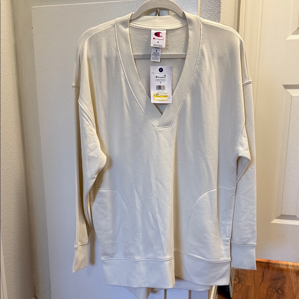 Champion Off-White V-Neck Pullover